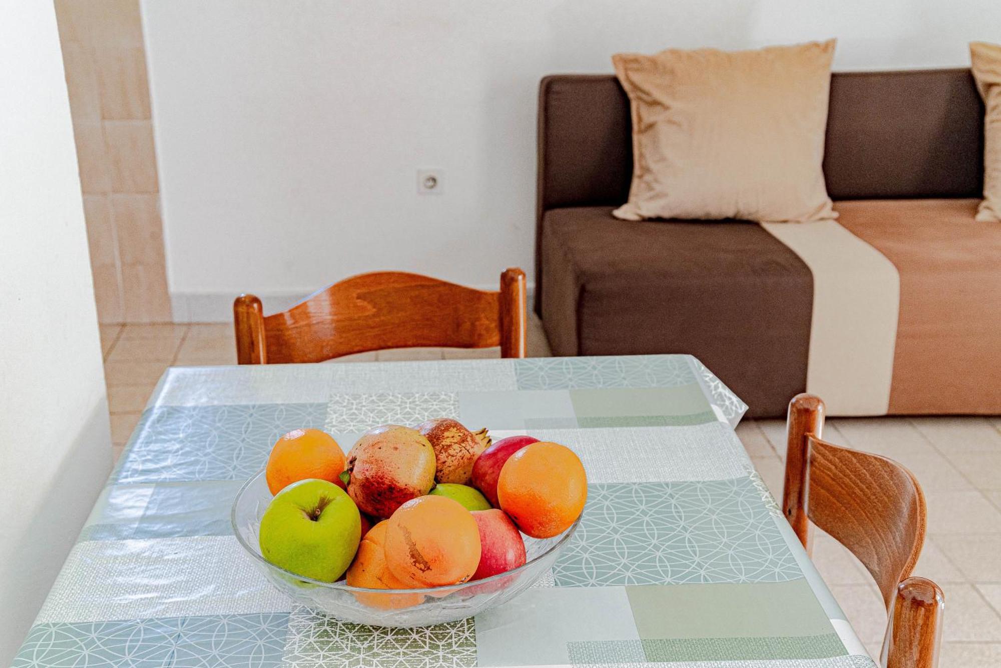 Apartments Kuzma Smokvica  Екстер'єр фото