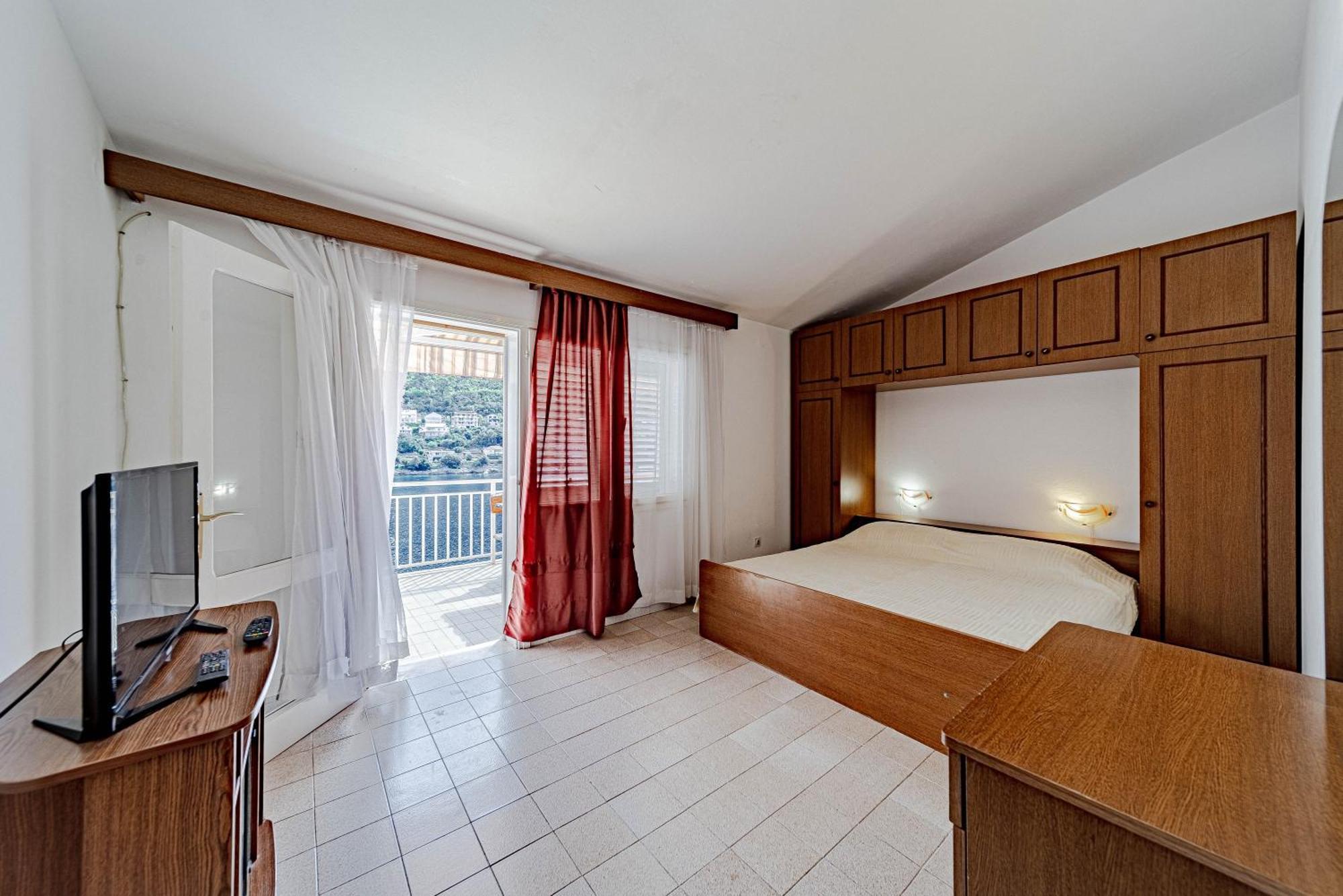 Apartments Kuzma Smokvica  Екстер'єр фото
