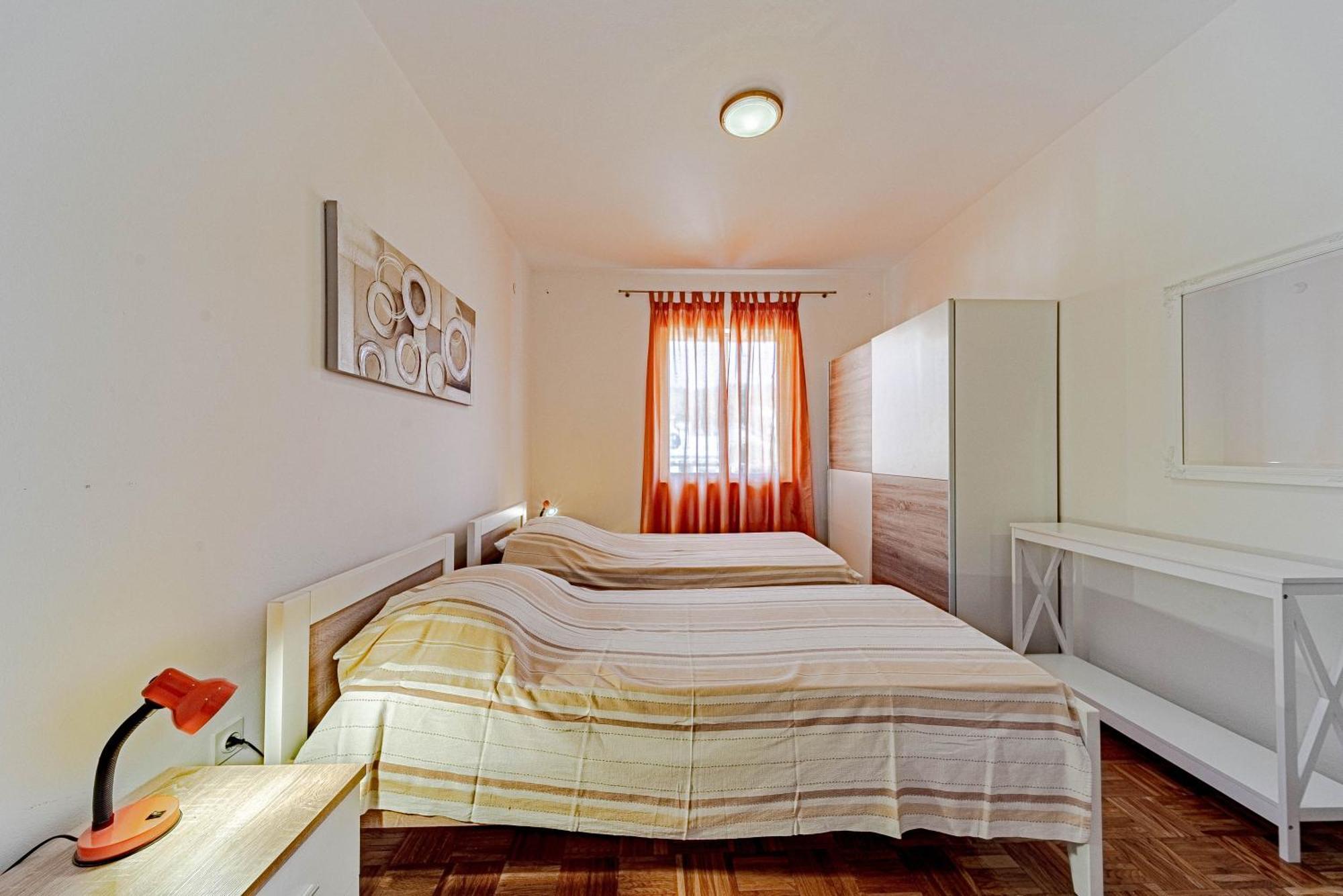 Apartments Kuzma Smokvica  Екстер'єр фото