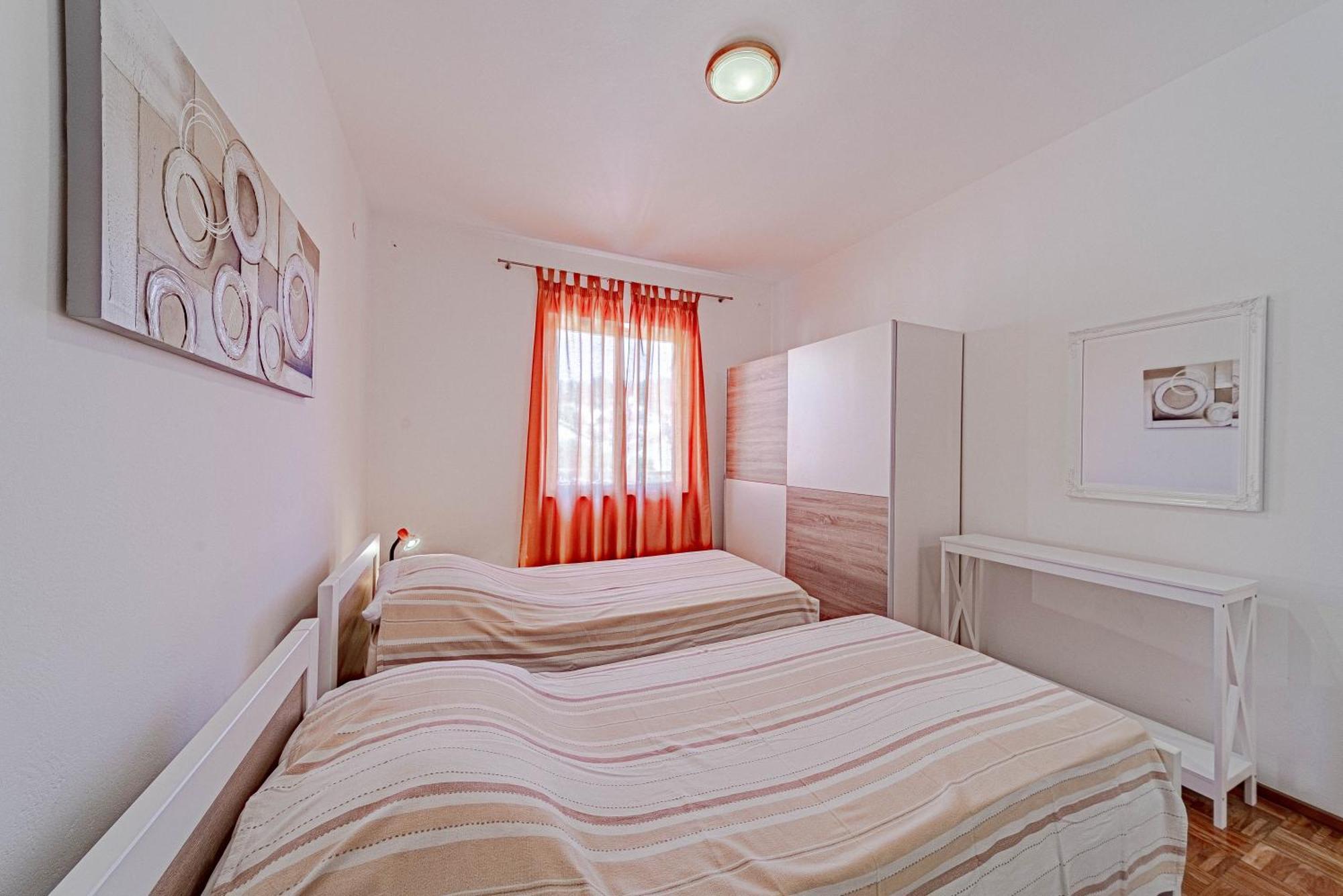 Apartments Kuzma Smokvica  Екстер'єр фото