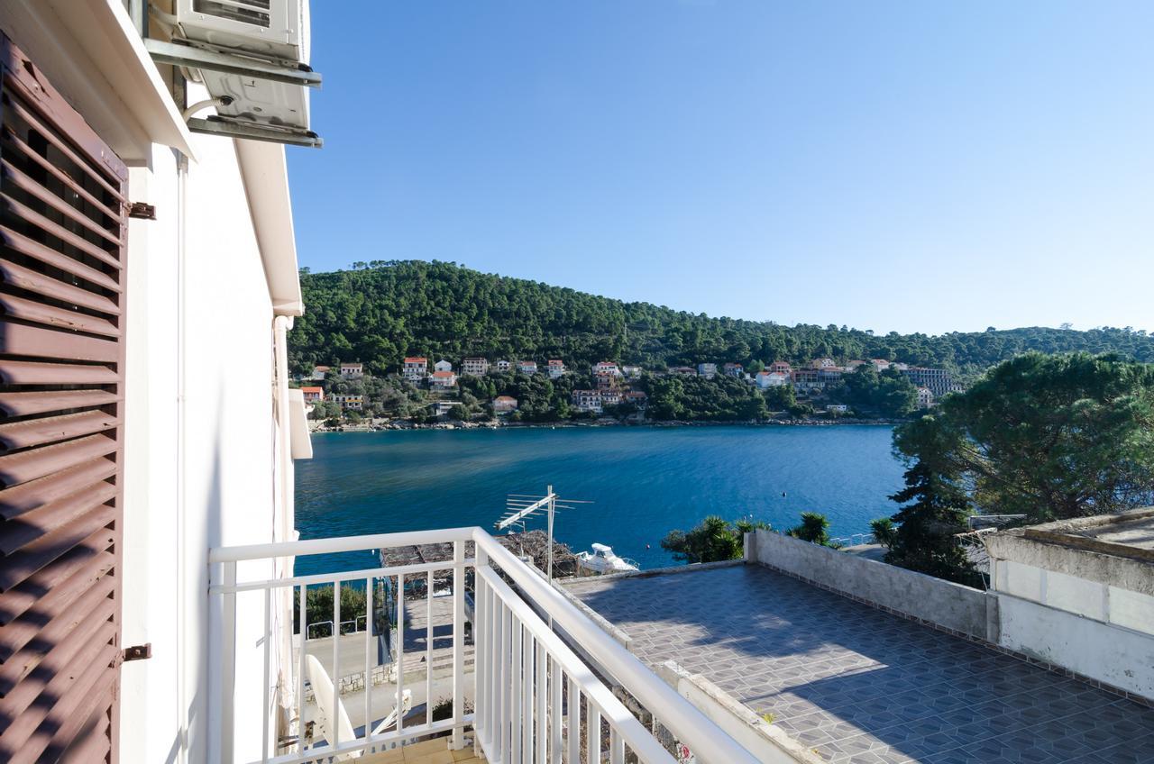 Apartments Kuzma Smokvica  Екстер'єр фото