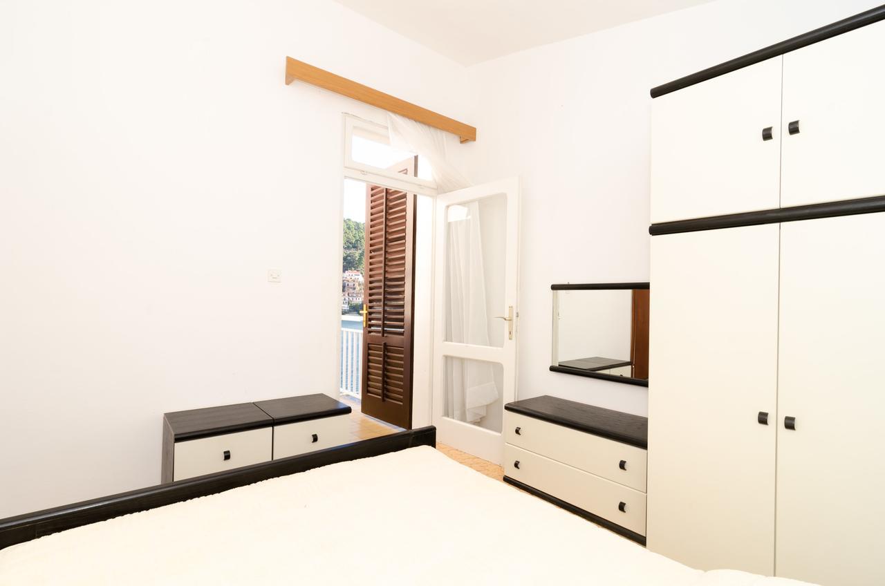 Apartments Kuzma Smokvica  Екстер'єр фото