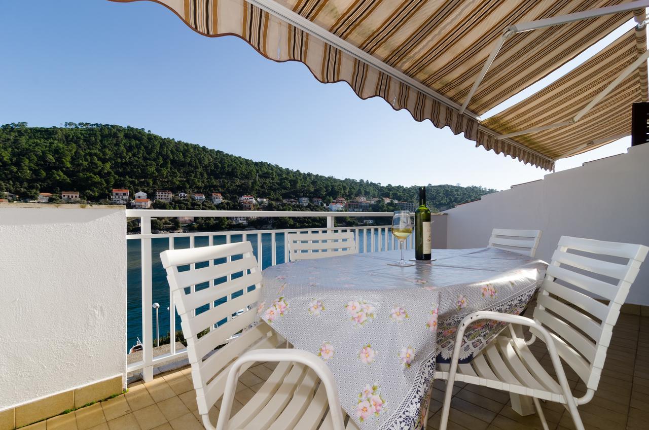 Apartments Kuzma Smokvica  Екстер'єр фото